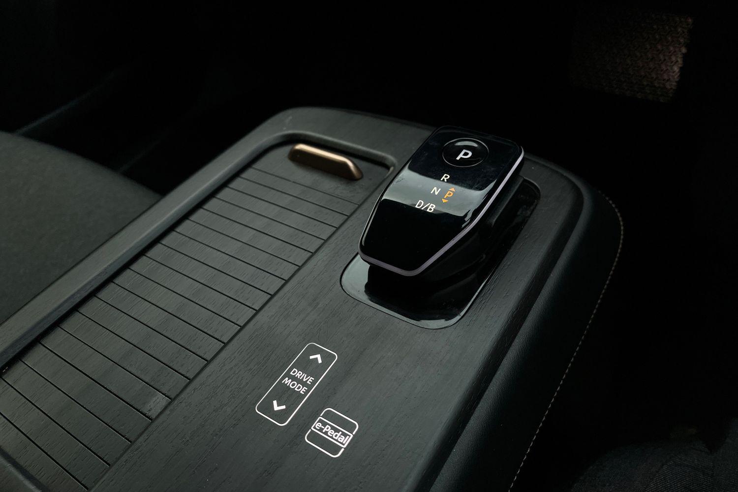 Nissan Ariya Photo 32