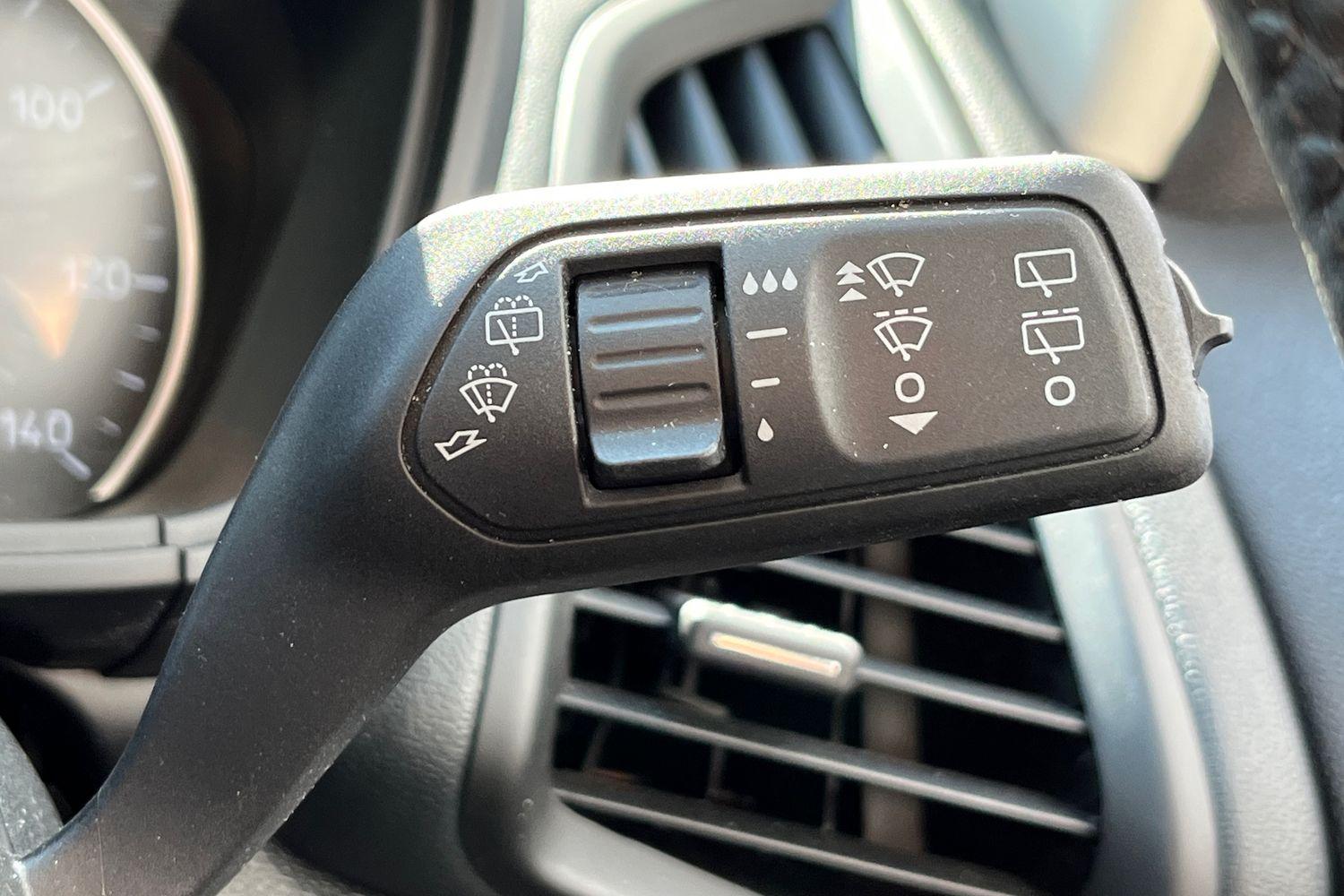 Ford ECOSPORT Photo 14