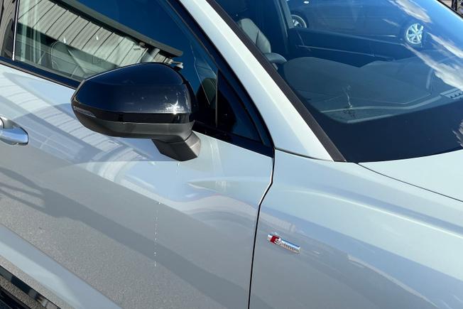 AUDI Q3 Photo 20