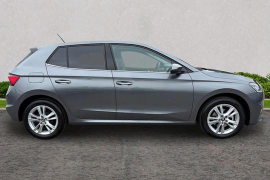 Skoda Fabia Photo autoimg-4c914873a385eb1244266256a8d1c339e318b980.jpg
