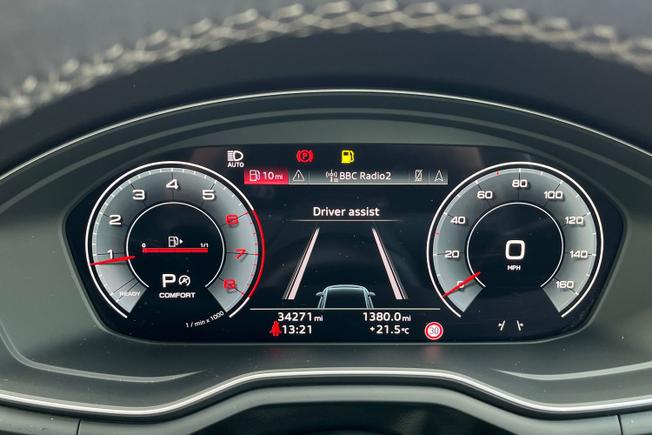 AUDI A4 Photo 15