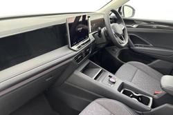 VOLKSWAGEN  Tiguan  Photo 2