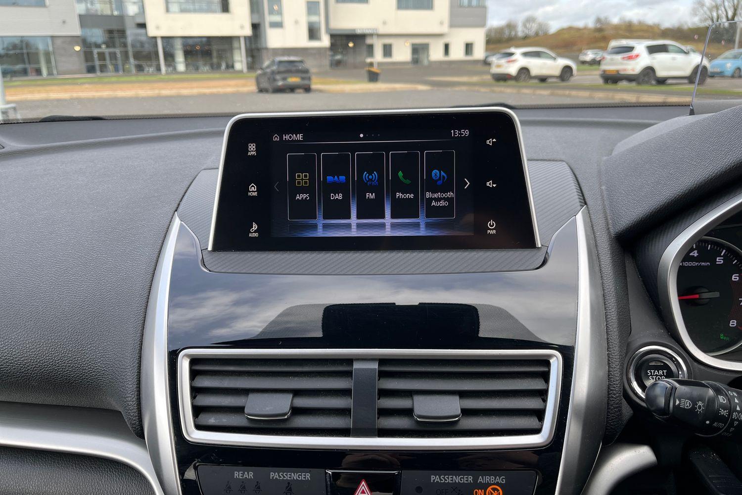 Mitsubishi ECLIPSE CROSS Photo 36