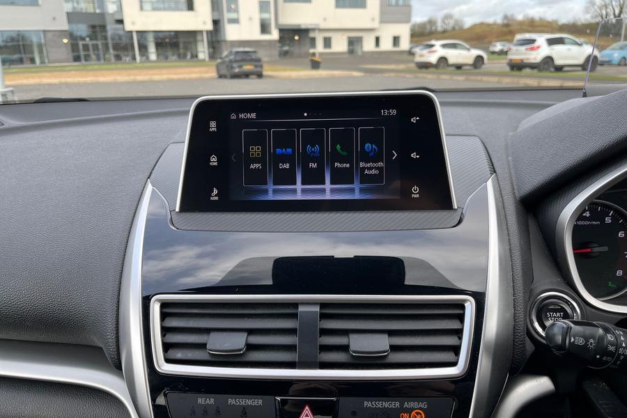 Mitsubishi ECLIPSE CROSS Photo autoimg-4c9650e99e1c0a706913fd371480e3a7a7de6172.jpg