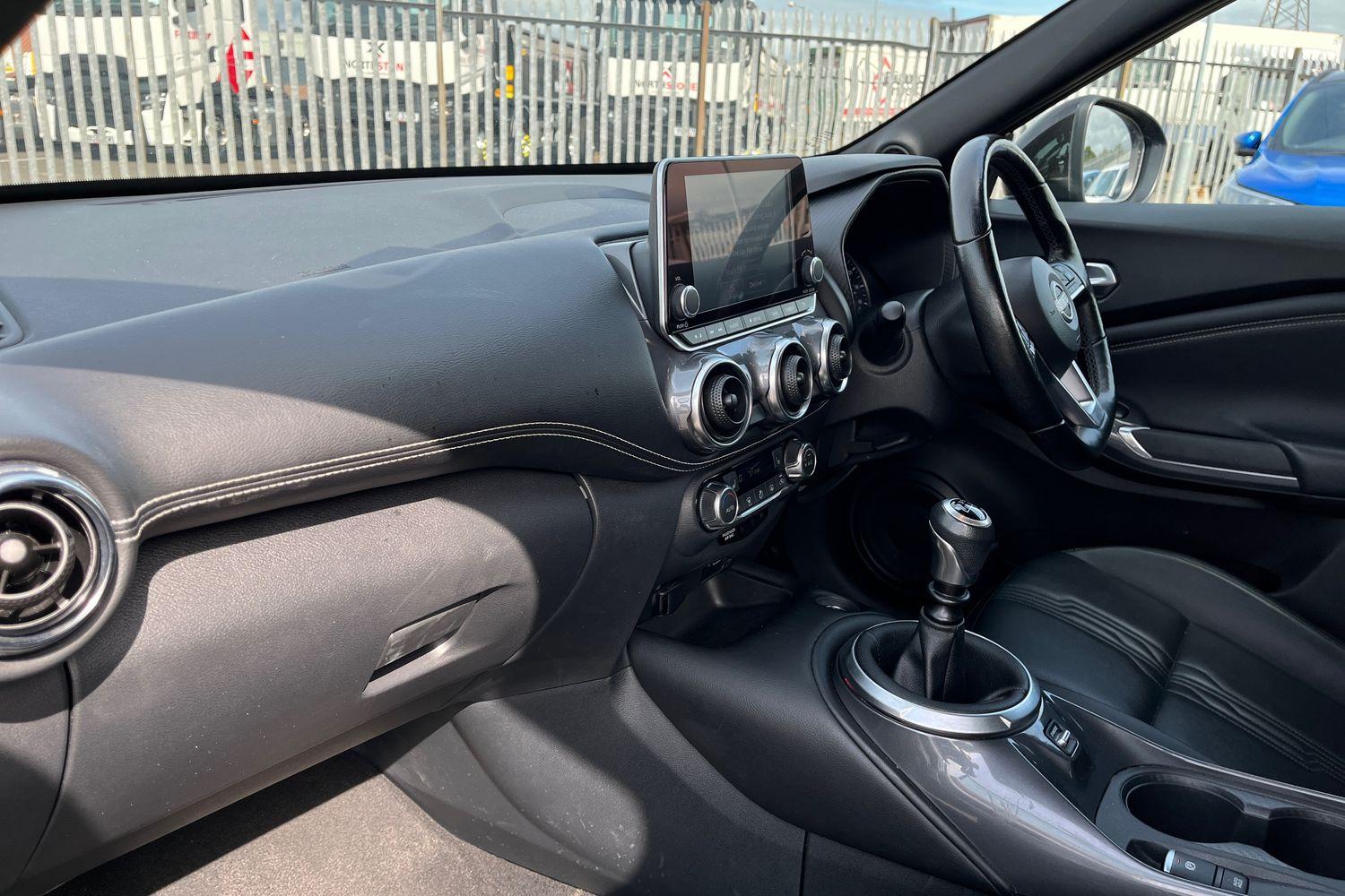 Nissan JUKE Photo 17