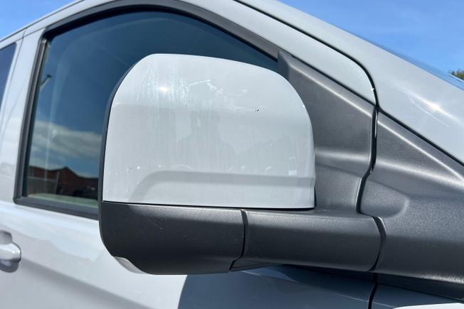 VOLKSWAGEN Transporter Photo 20