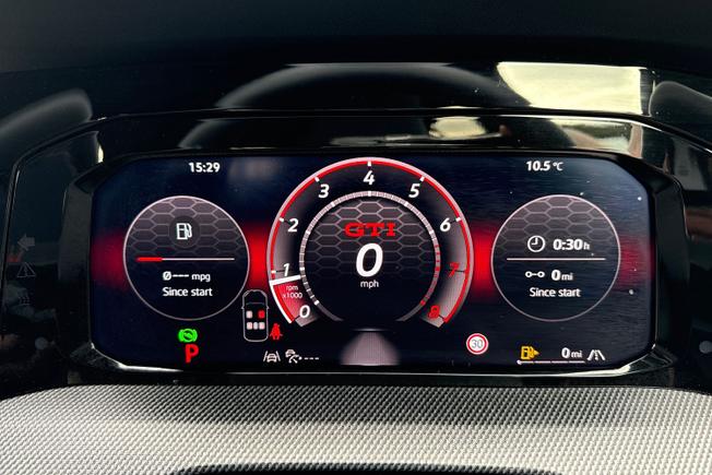 VOLKSWAGEN Golf Photo 15