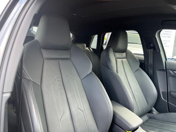 Audi A3 Photo autoimg-4ca1a8220d18b7d5479731cf7ca65fa9bf7a4ab8.jpg