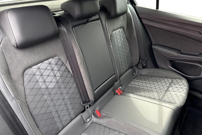 Volkswagen Golf Photo 9