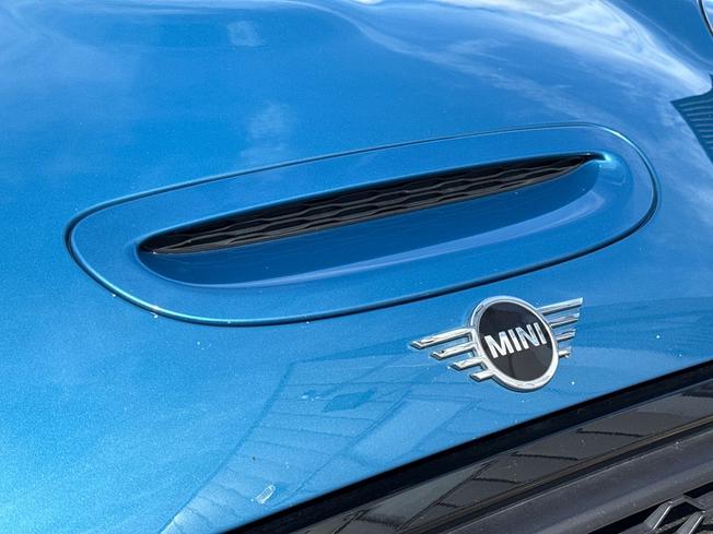 MINI Hatch Photo 22