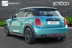 MINI Hatchback Photo 3