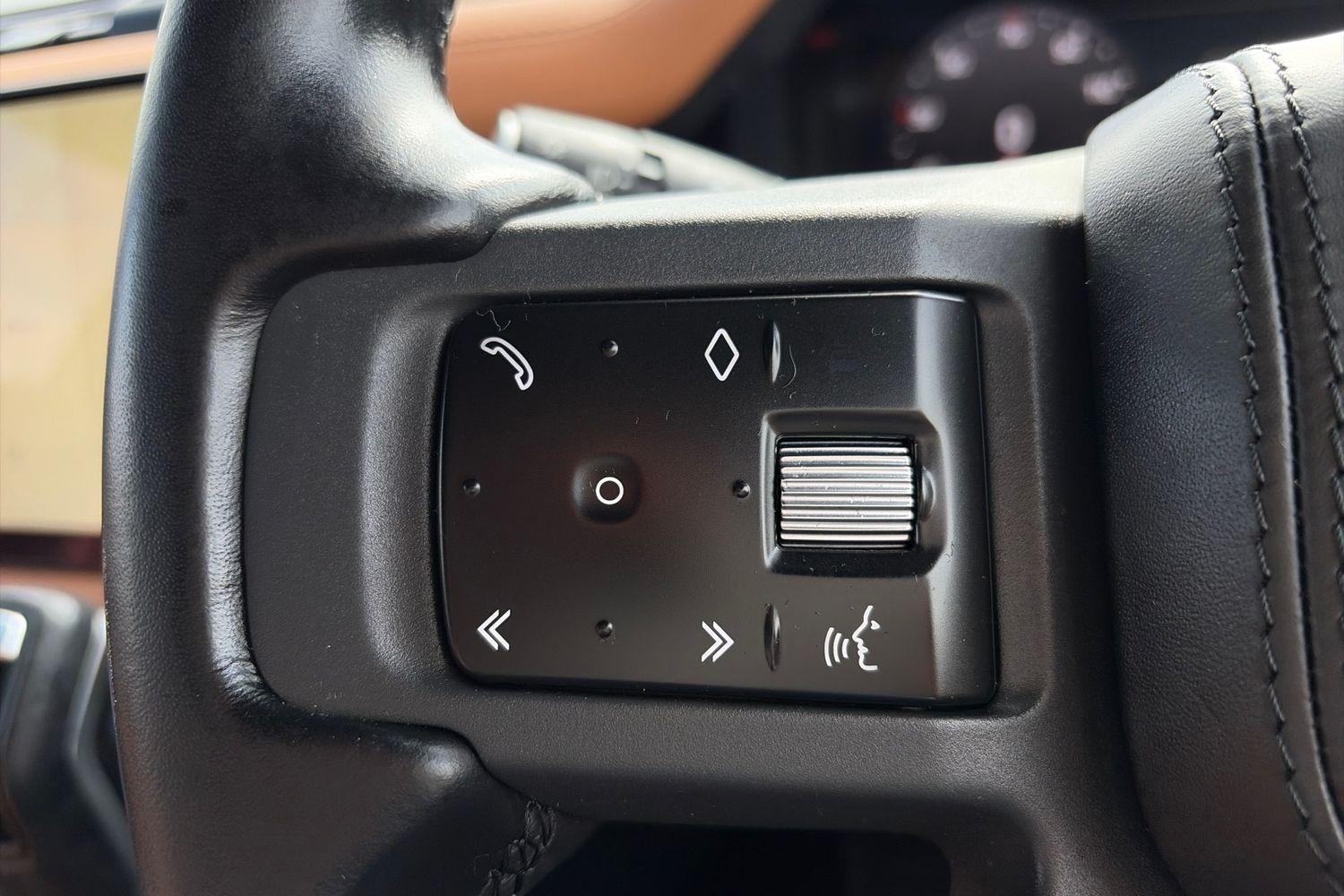 Land Rover Defender 90 Photo 22