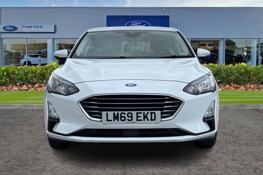 Ford FOCUS Photo autoimg-4cb029aa2b9a2a35c959df4a3bdd8c74cd788aec.jpg