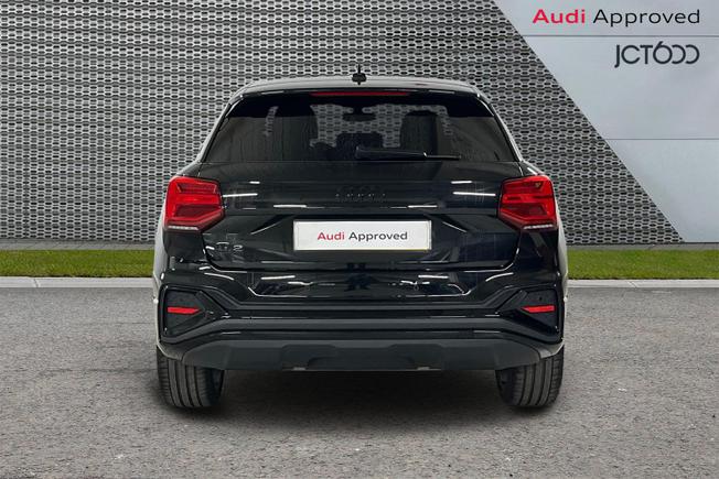 AUDI Q2 Photo 7