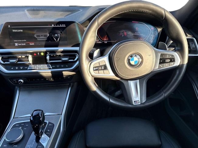 BMW 3 Series Photo 11