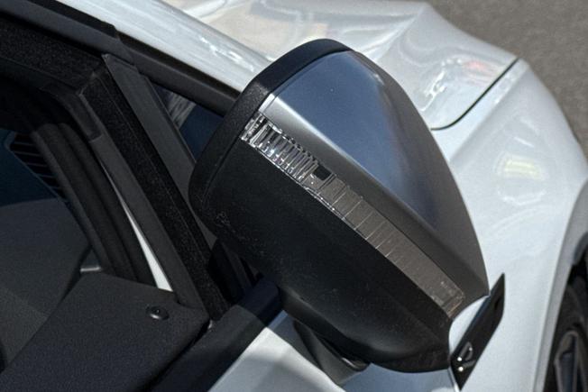 VOLKSWAGEN Golf Photo 45
