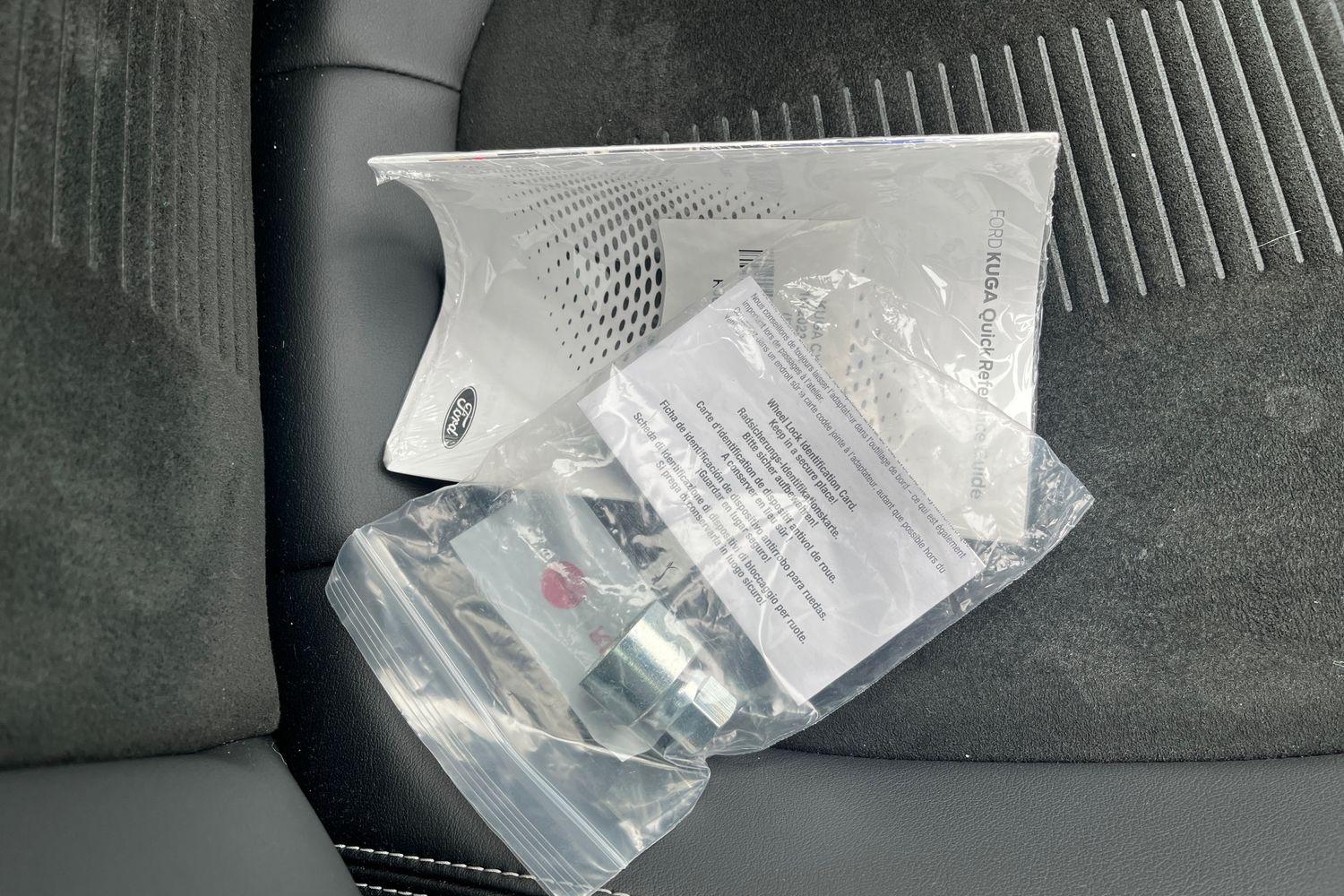 Ford KUGA Photo 21