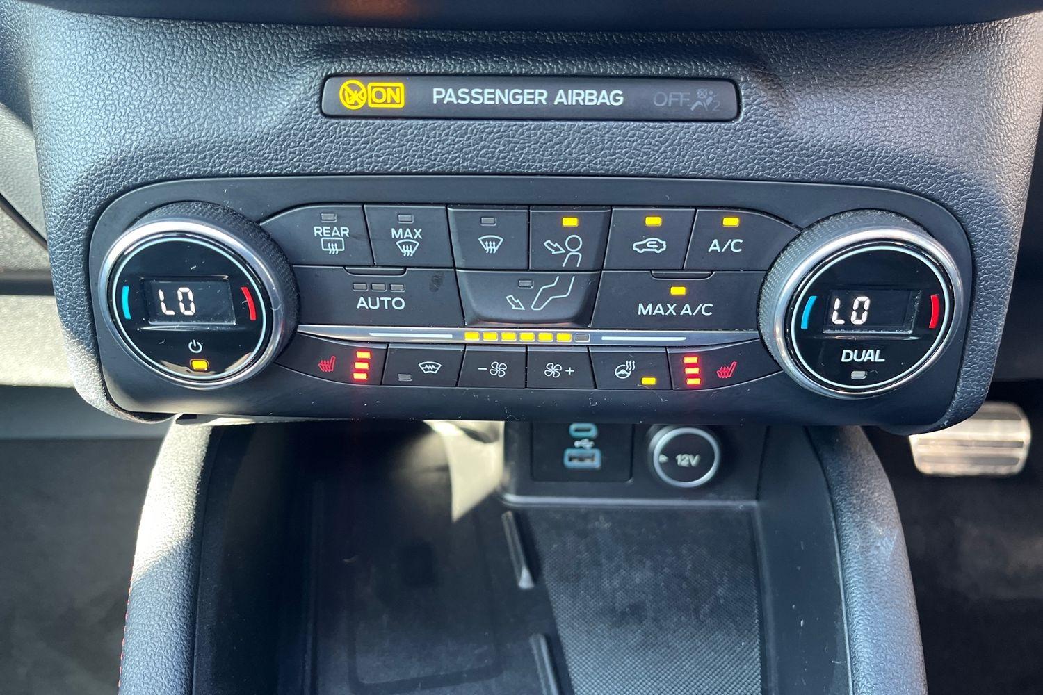 Ford Kuga Photo 30