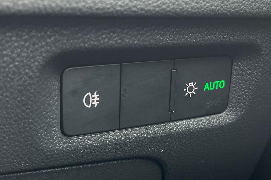 Skoda Octavia Photo autoimg-4cbd785642ebf033c5cbdf10aa48f237d3af9ea6.jpg