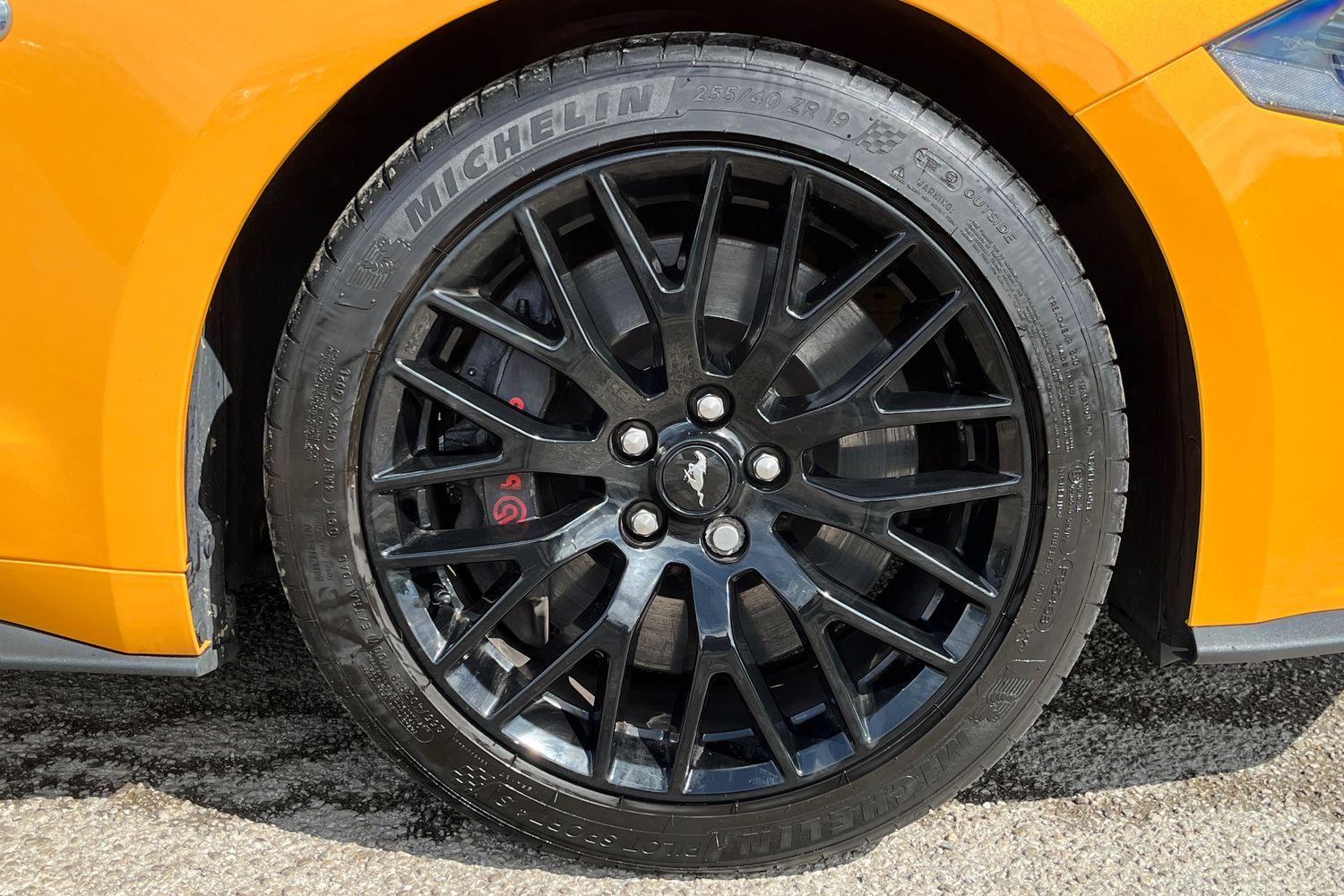 Ford Mustang Photo 7
