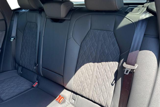 AUDI Q6 E-Tron Photo 9