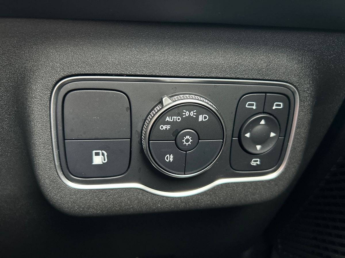 OMODA OMODA 9 1.5 T PHEV AWD NOBLE Photo 42