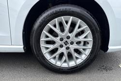 SEAT Ibiza Photo 5