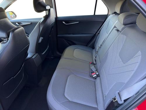 Kia NIRO Photo autoimg-4cc350d90a4f22c078d2b692a9a7c7e8f8053892.jpg