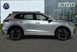 VOLKSWAGEN Tiguan Photo 4