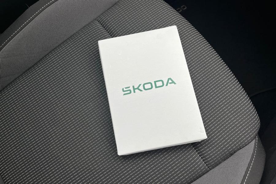 Skoda OCTAVIA Photo autoimg-4cc92bd8d61e7a0b3ff1b3bf0328f862fe57f2fa.jpg