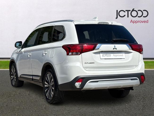 MITSUBISHI Outlander Photo 3