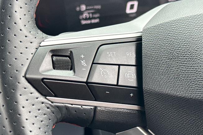 SEAT Ibiza Photo 16