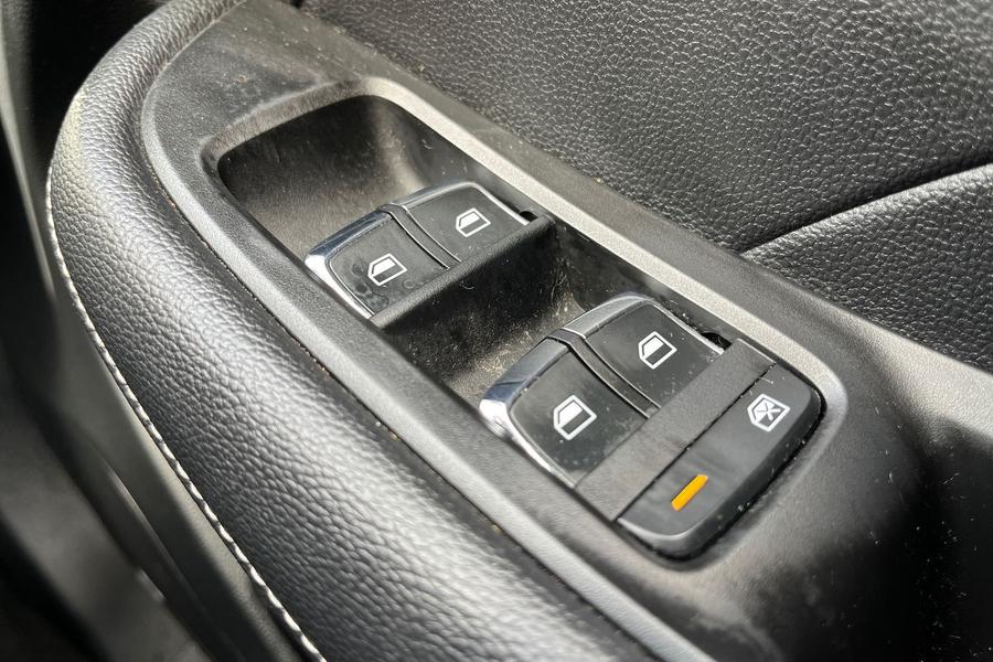 MG MG5 Photo autoimg-4ccc5b74cebd44d71aec88f652f3d3d2d4ef14a0.jpg