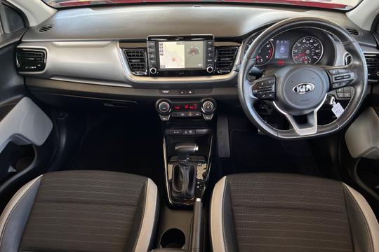 Kia Stonic Photo autoimg-4ccfd7d708d7014fb07ddcc1321229ce2a32115d.jpg