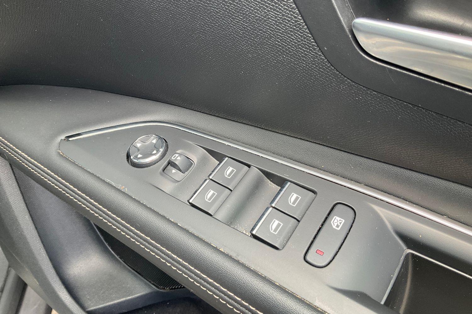 Peugeot 5008 Photo 15