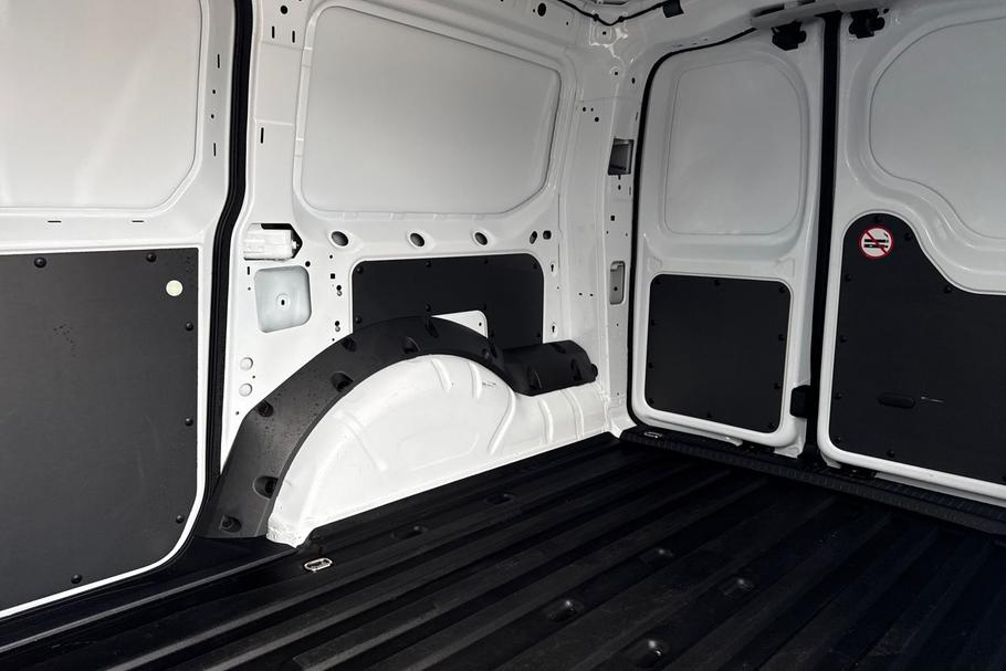 Used Ford TRANSIT CONNECT BG75DNO 4