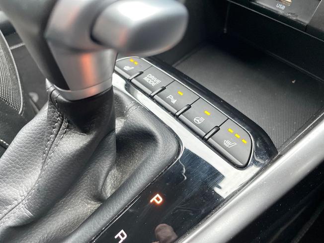 KIA Stonic Photo 40