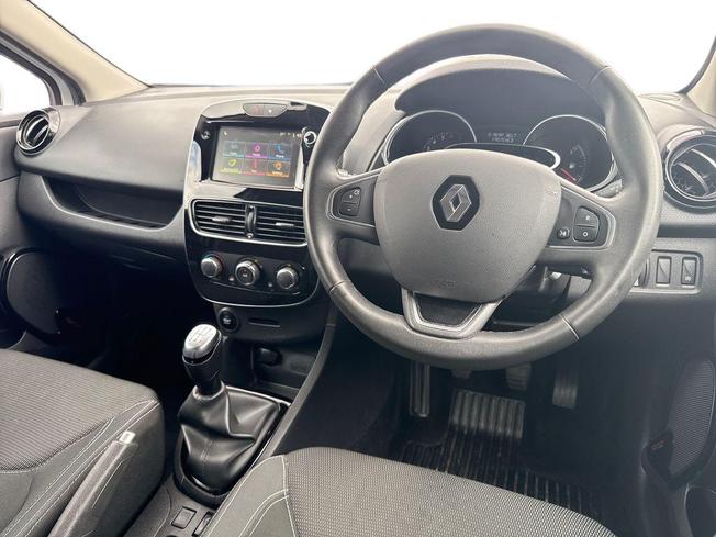 RENAULT Clio Photo 11