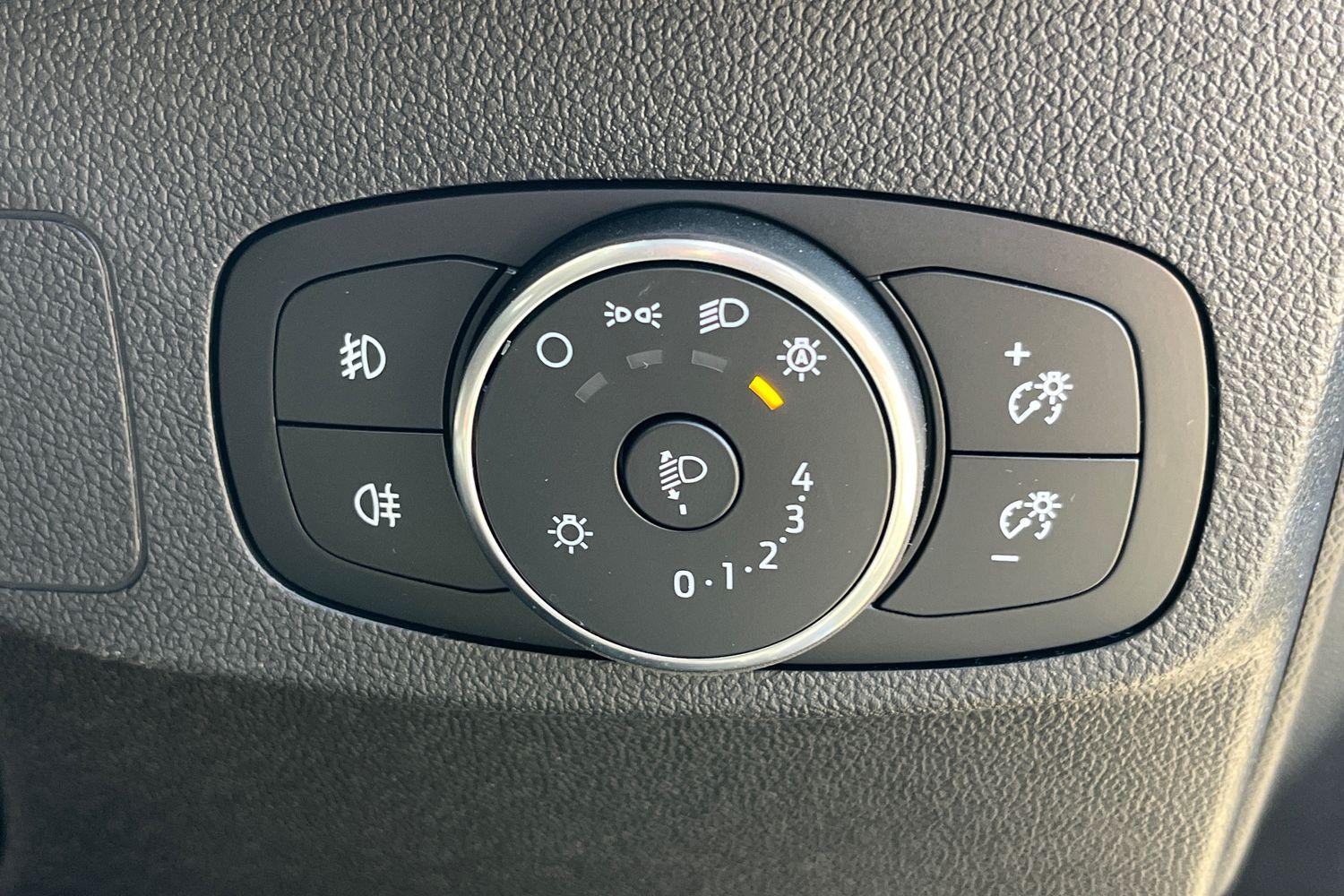 Ford FOCUS Photo 39