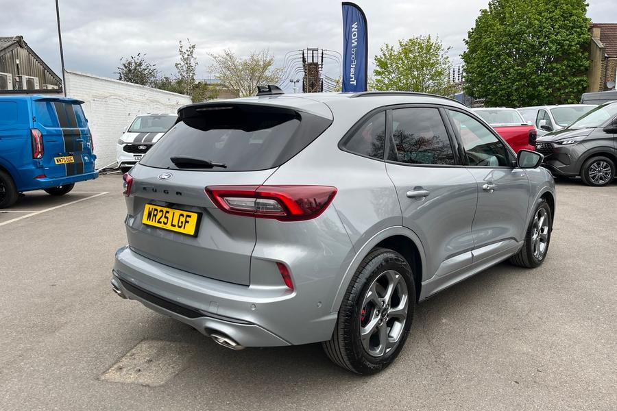 Ford Kuga Photo autoimg-4cde0bbf535311cb3f10231067ade449ad3d94c2.jpg
