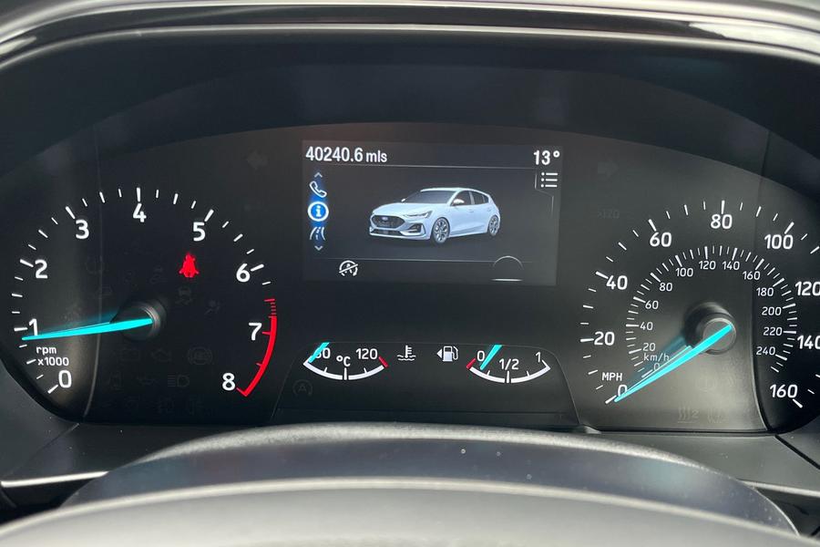 Ford Focus Photo autoimg-4cde697b8137fc1e0274aa67907fd57bd19b0887.jpg