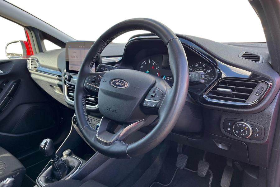 Ford Fiesta Photo autoimg-4cde71b8636d251358fdd50cf464b7b5cb0fdd69.jpg