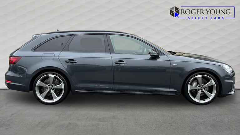 Used Audi A4 Avant AO69DVF 5