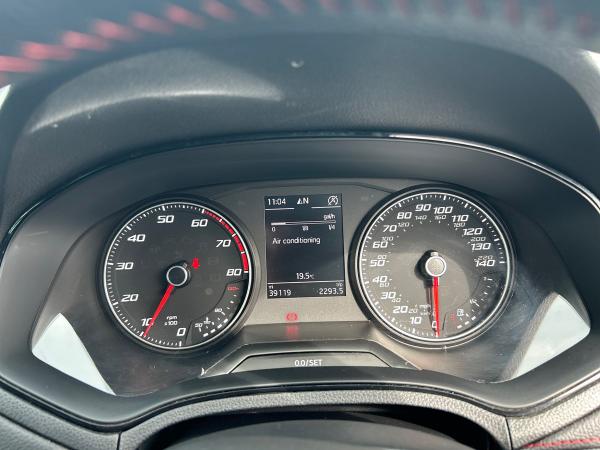 SEAT Ibiza Photo autoimg-4ce9a2b46d7d9f649f89c9a9b8e78b0b22aba35f.jpg