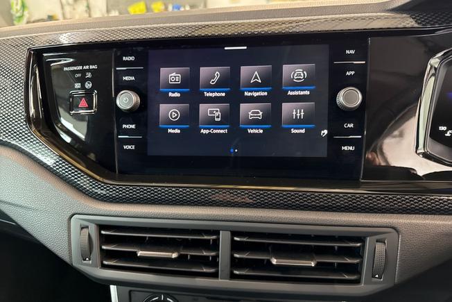 VOLKSWAGEN Polo Photo 14