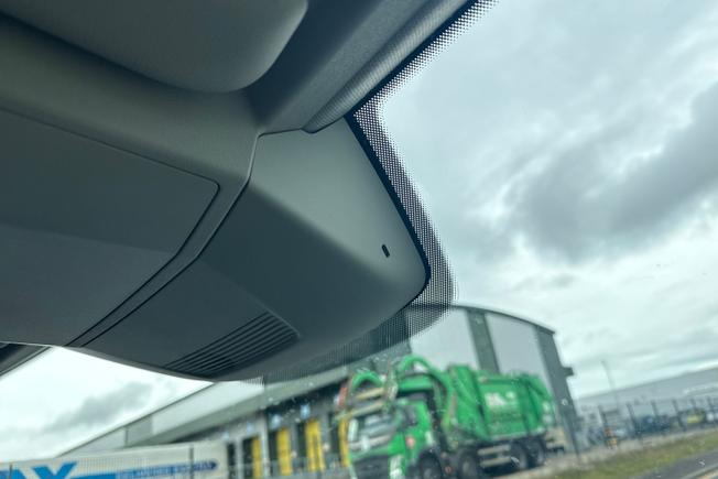 VOLKSWAGEN Crafter Photo 46