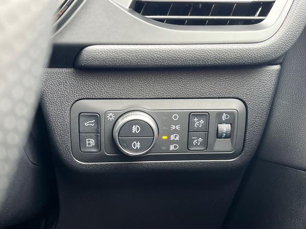 Ford Kuga Photo autoimg-4cf3105a5187969dd9fbbaf90fde0870a16dba89.jpg