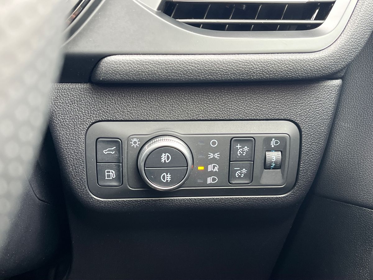 Ford Kuga Photo 38
