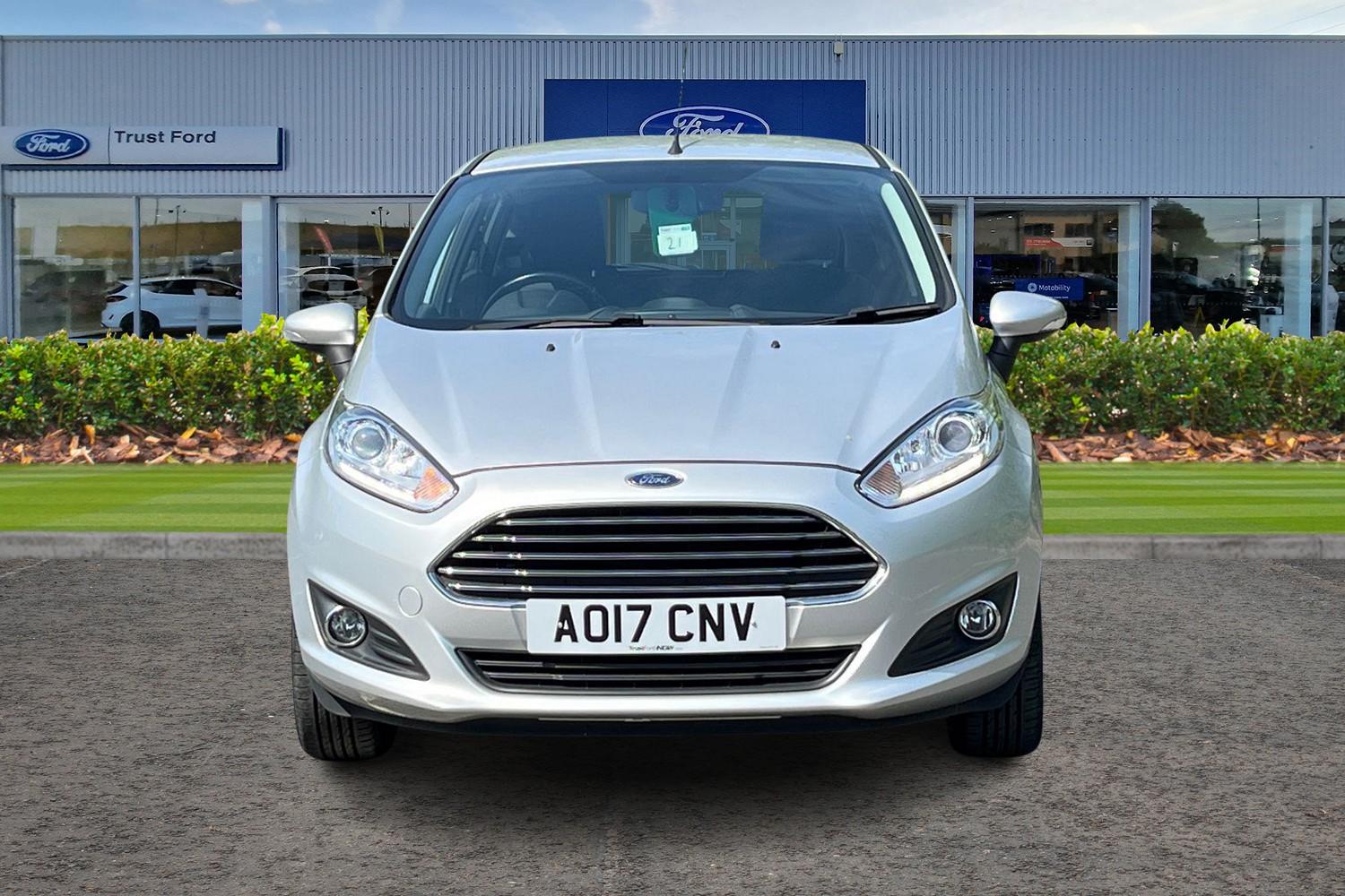 Ford FIESTA Photo 5