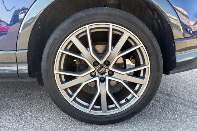 AUDI Q3 Photo 46